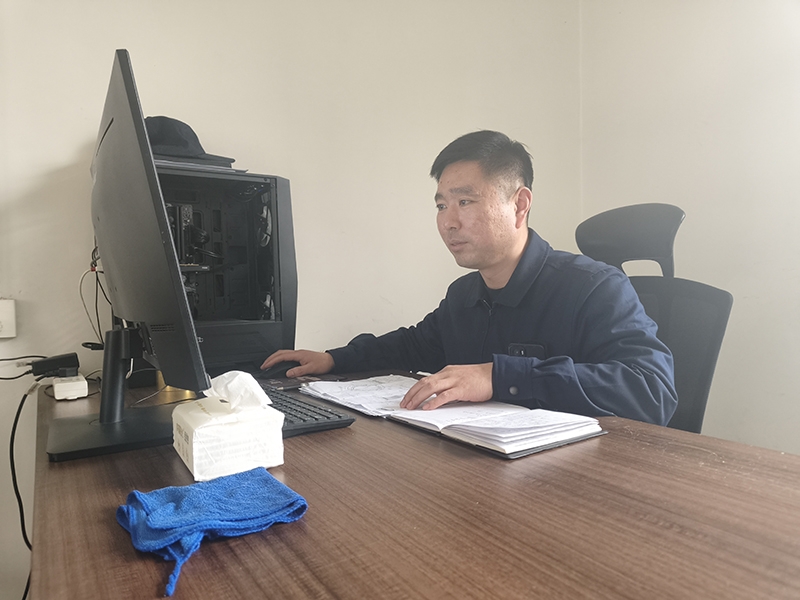 勞模風采 | 張昆全：扎根一線守初心 實干攻堅鑄匠心